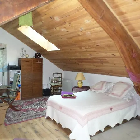 Maison Patio Et Piscine * Feillens